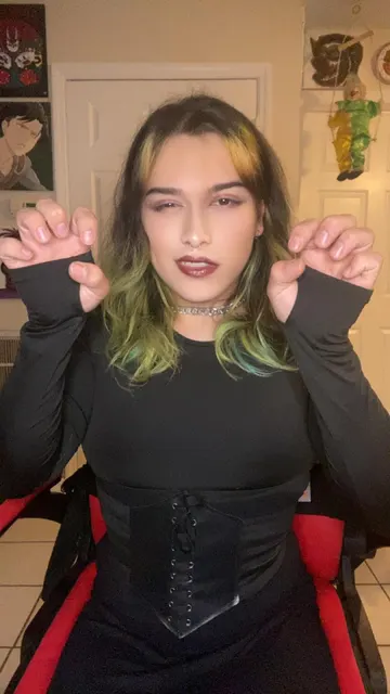 Does my booty match my face ?